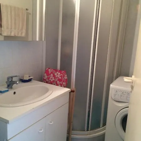 Apartment Studio T1 Front De Mer Plage La Ciotat 4 Personnes La Ciotat